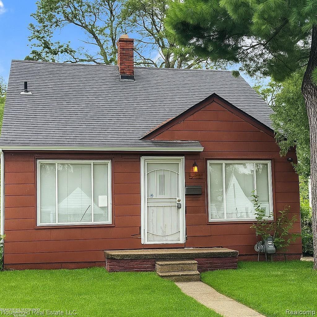 8211 Artesian Street Property Photo 1