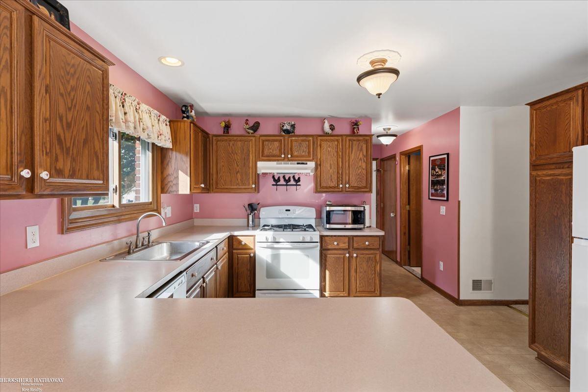 16184 Nathan Drive Property Photo 16
