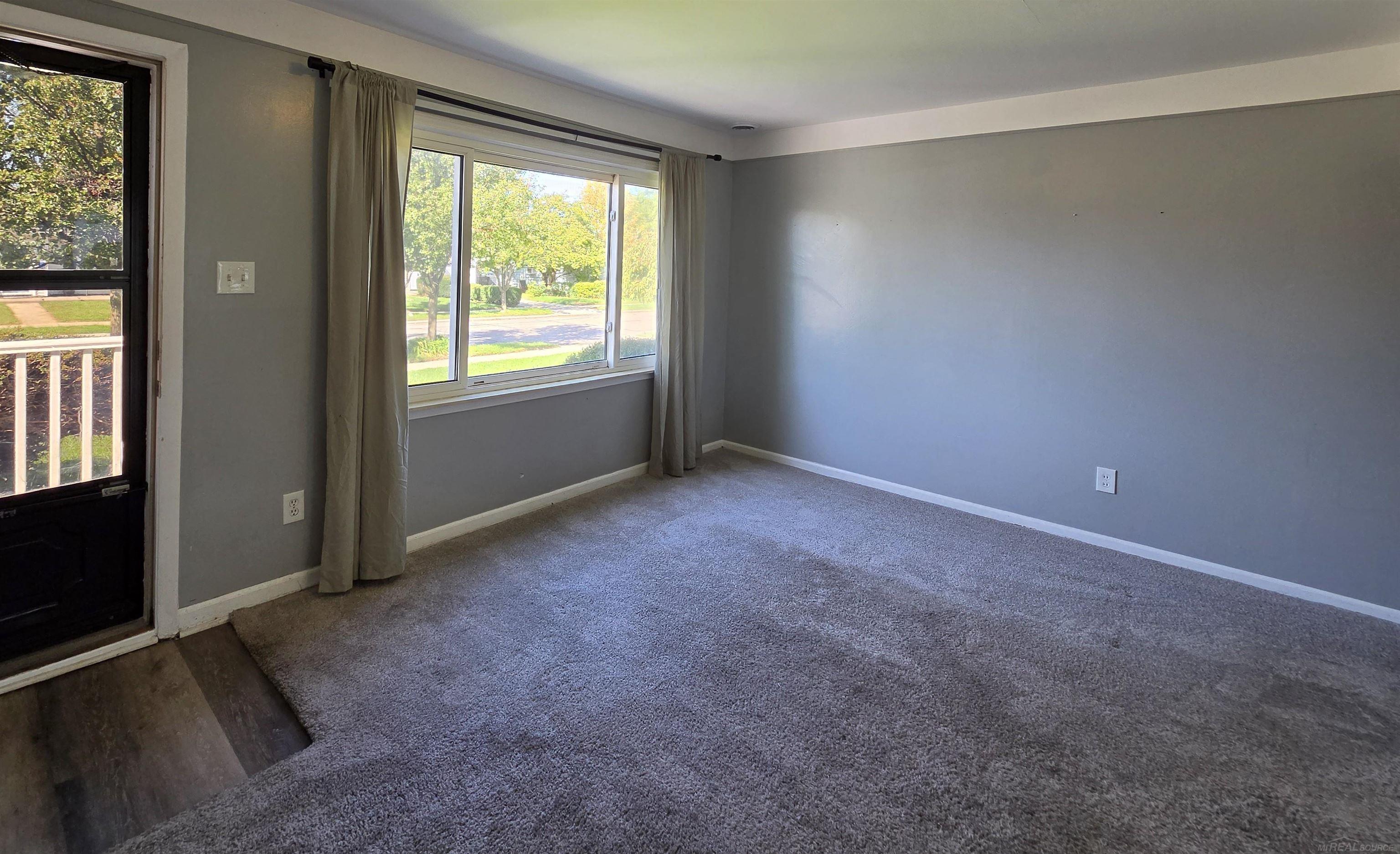 26640 Clancy Street Property Photo 4