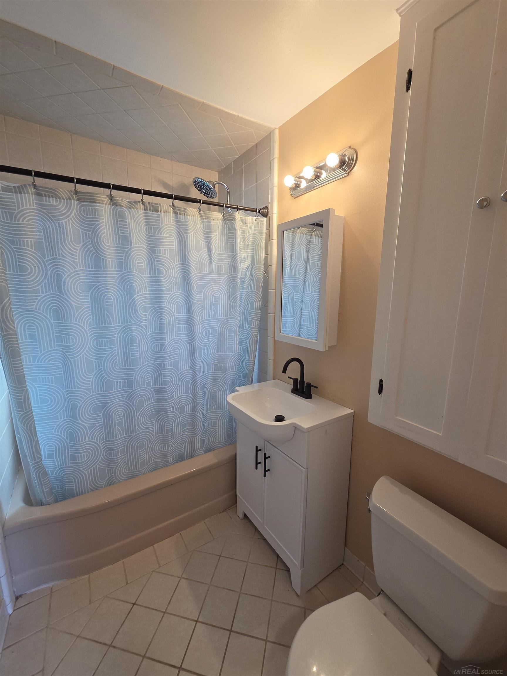 26640 Clancy Street Property Photo 9