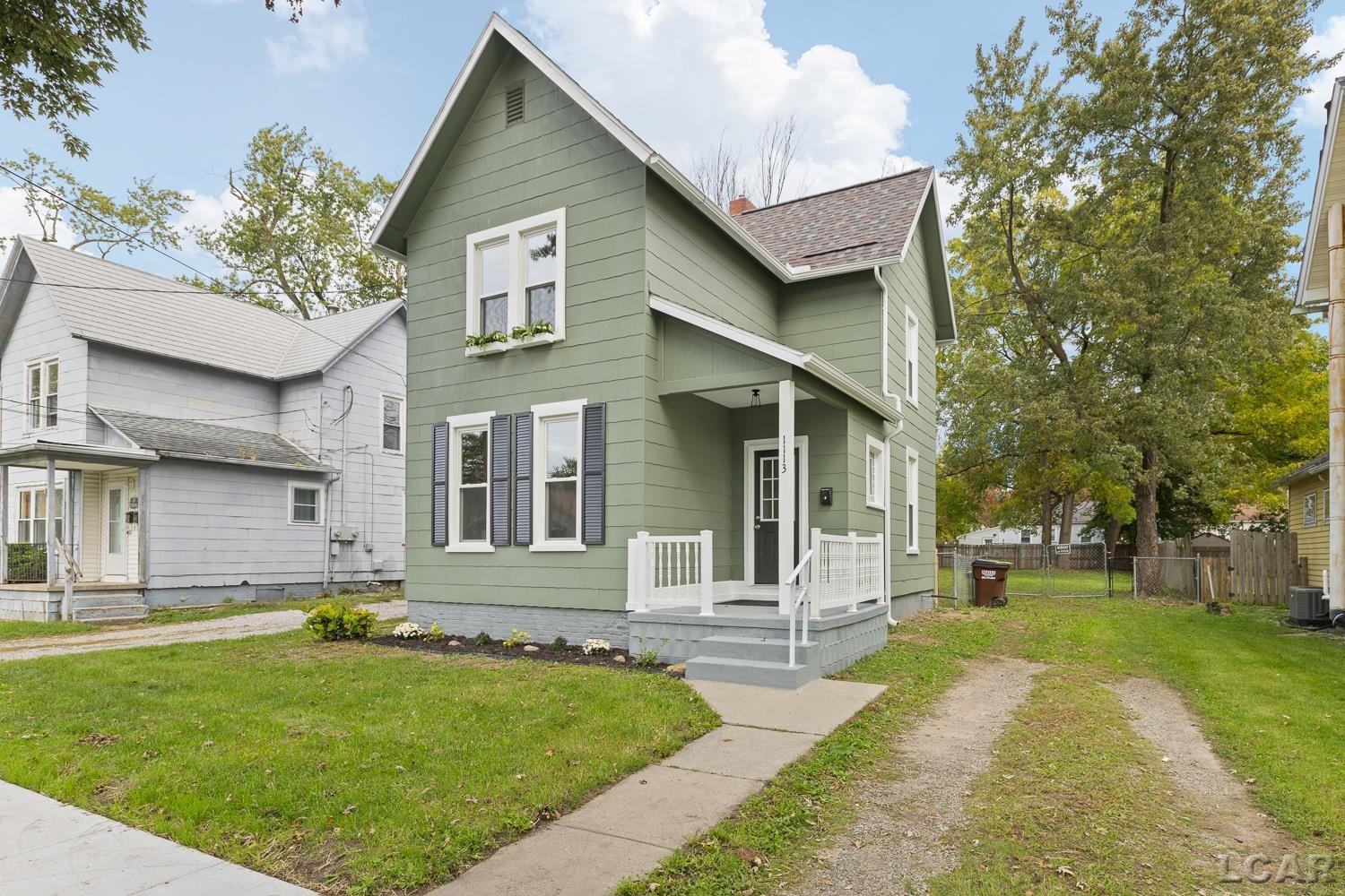 1113 E Hunt Street Property Photo 1