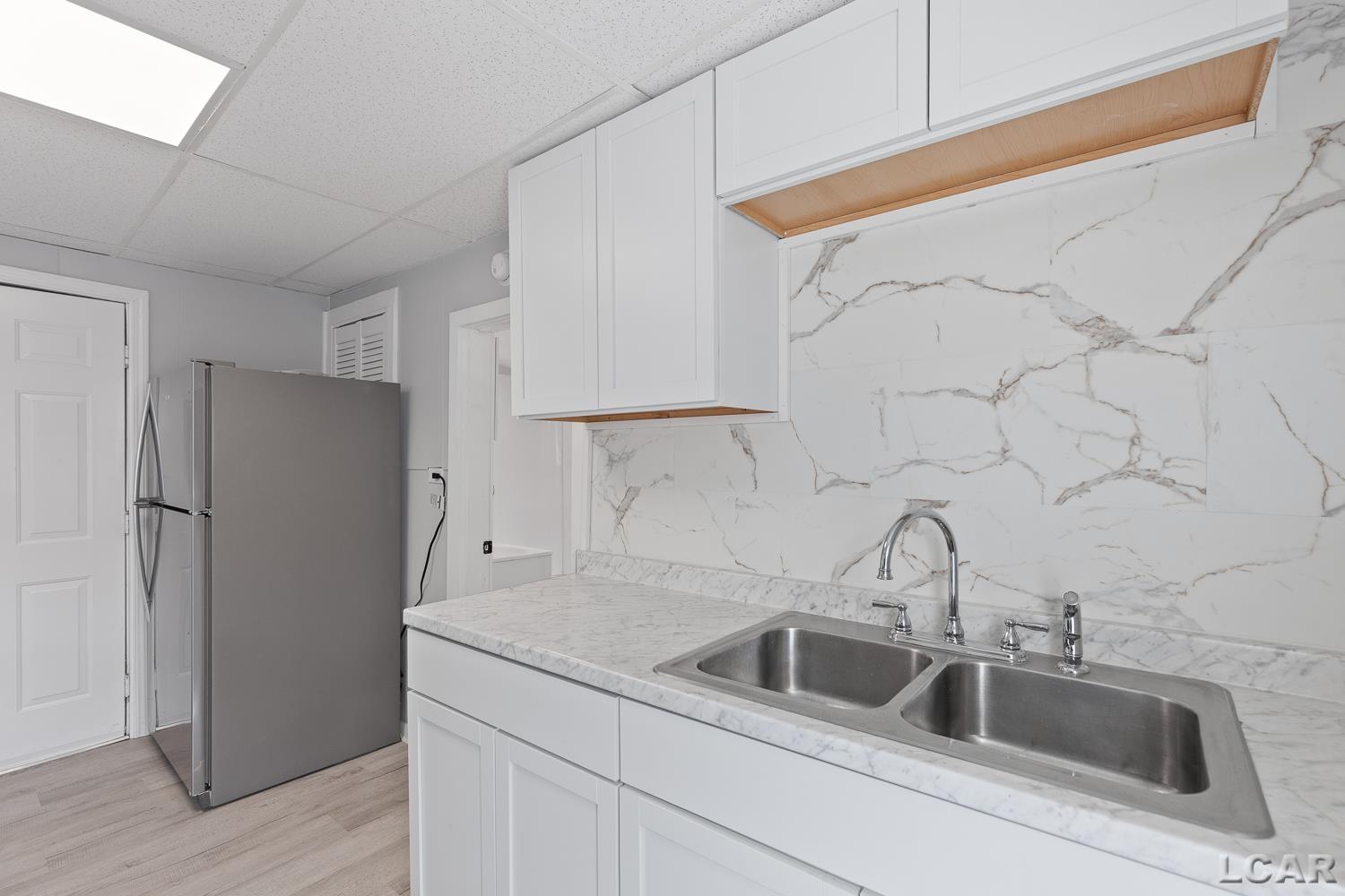 206 Ormsby Street Property Photo 15