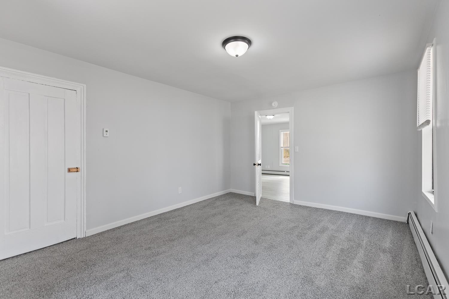 206 Ormsby Street Property Photo 20