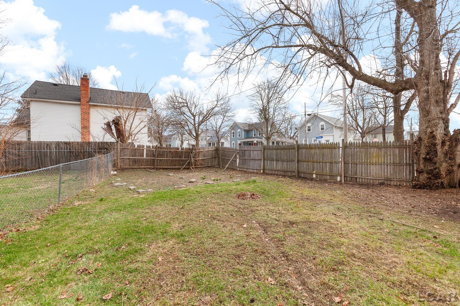 206 Ormsby Street Property Photo 29