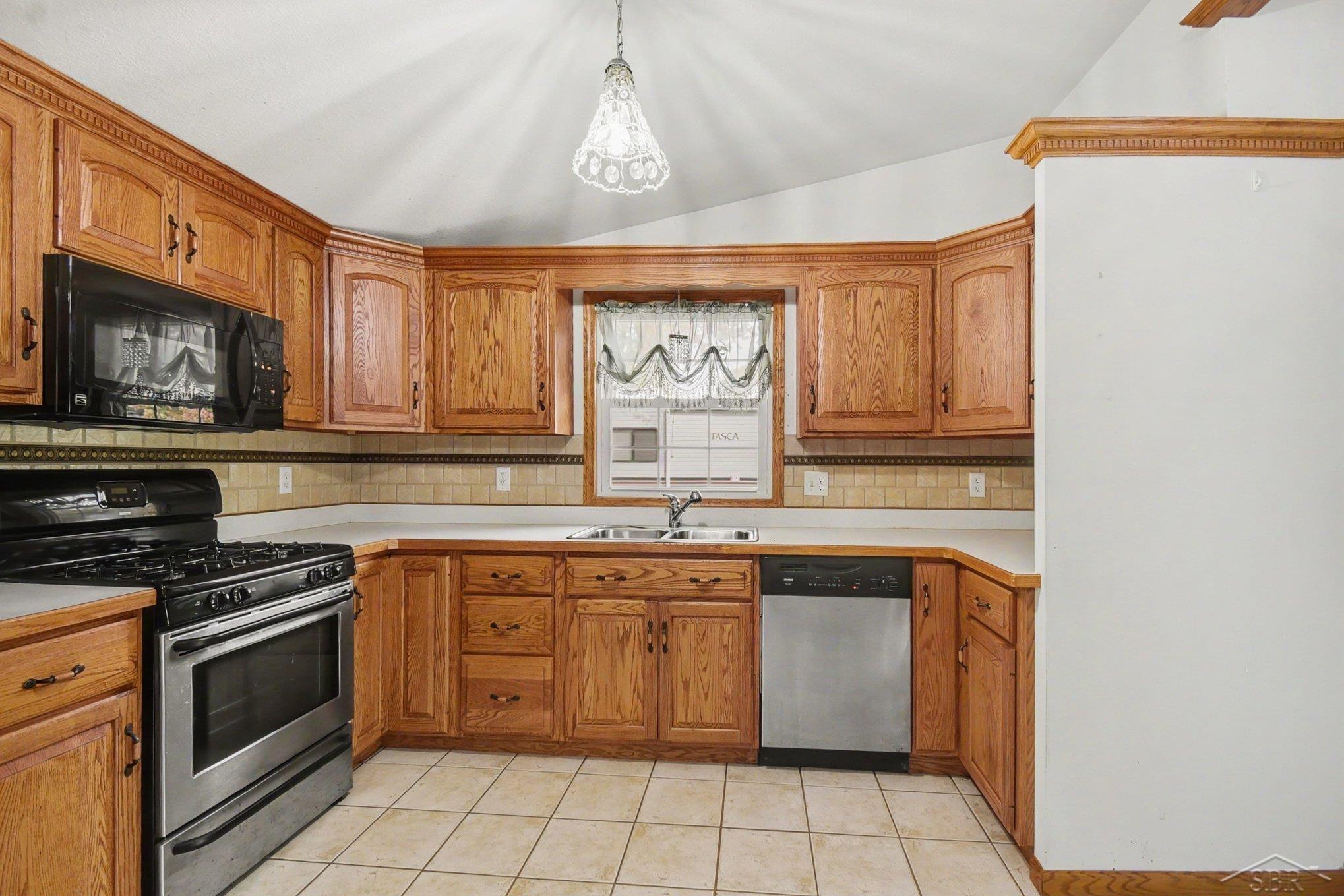 3430 Ada Drive Property Photo 7