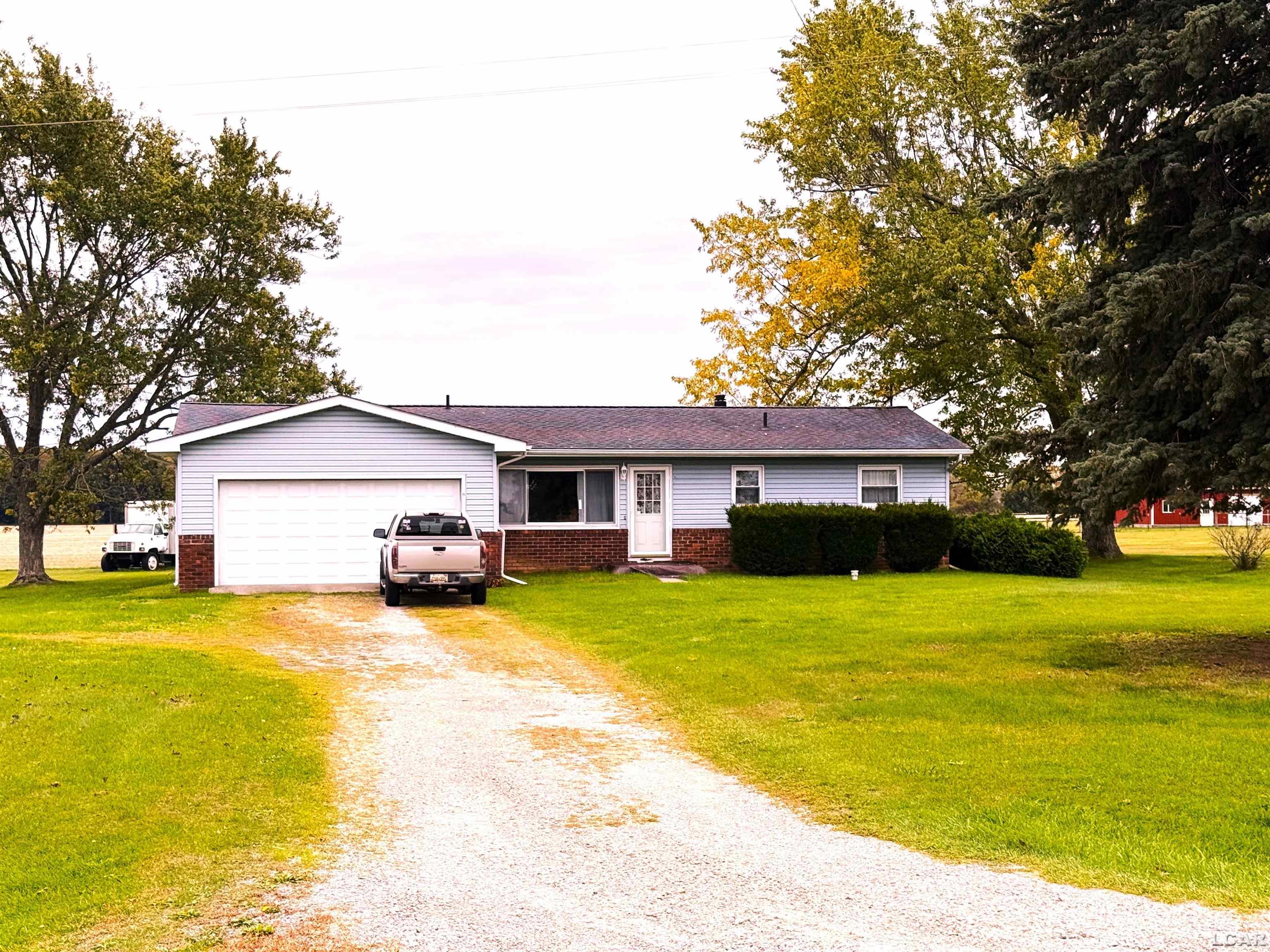 5243 Hack Road Property Photo 1