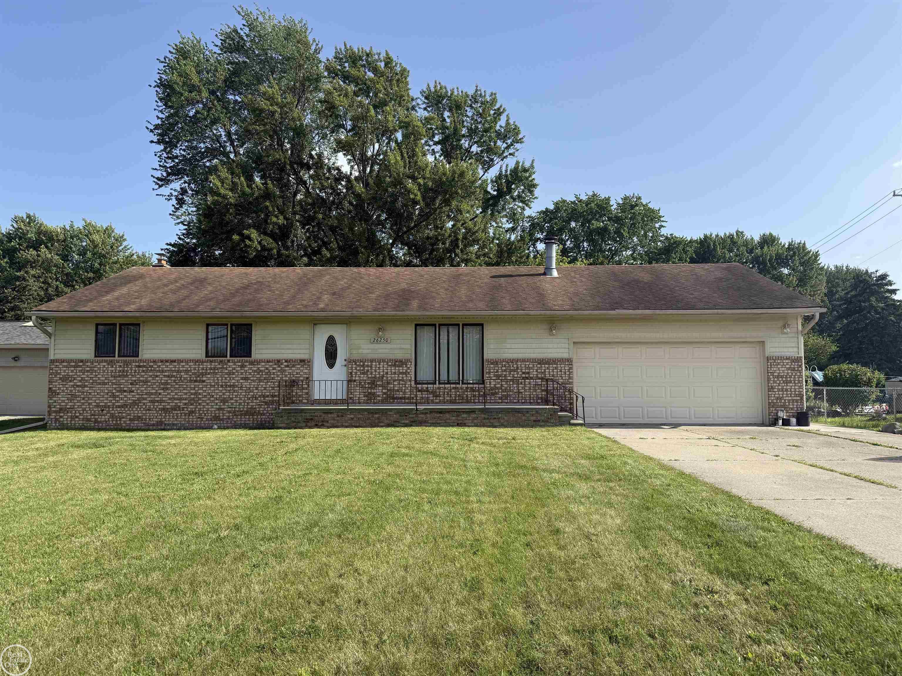 26250 South River Road Road Property Photo 1