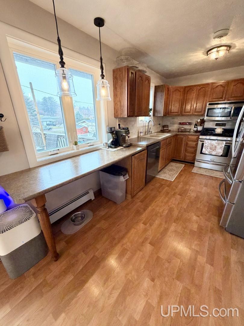 215 N Marigold Street Property Photo 7