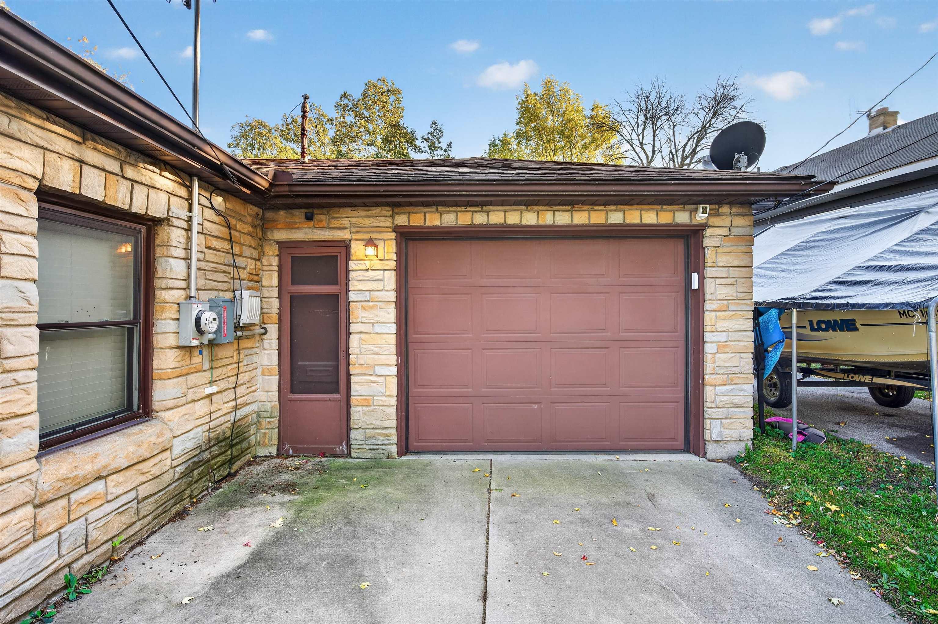 1232 Wellington Street Property Photo 17