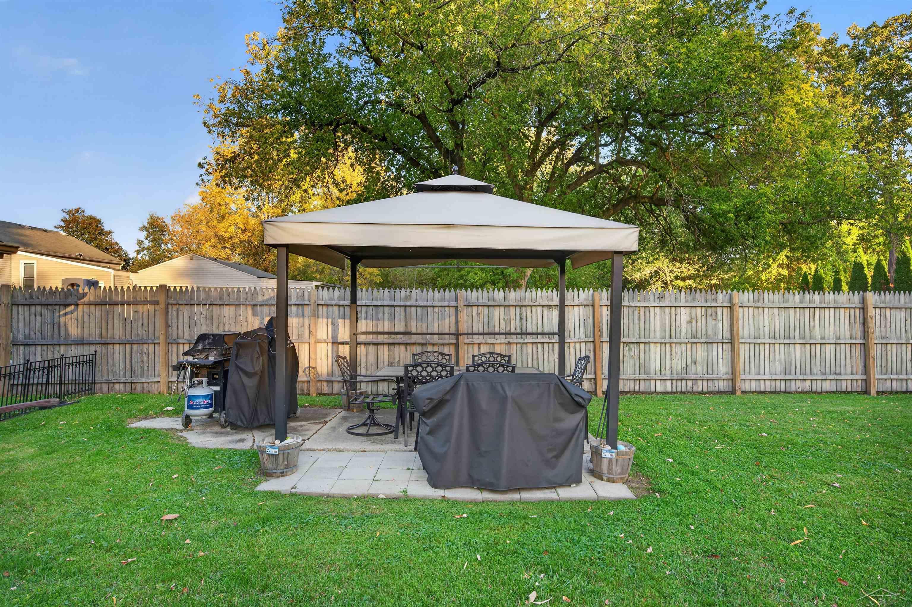 1232 Wellington Street Property Photo 21