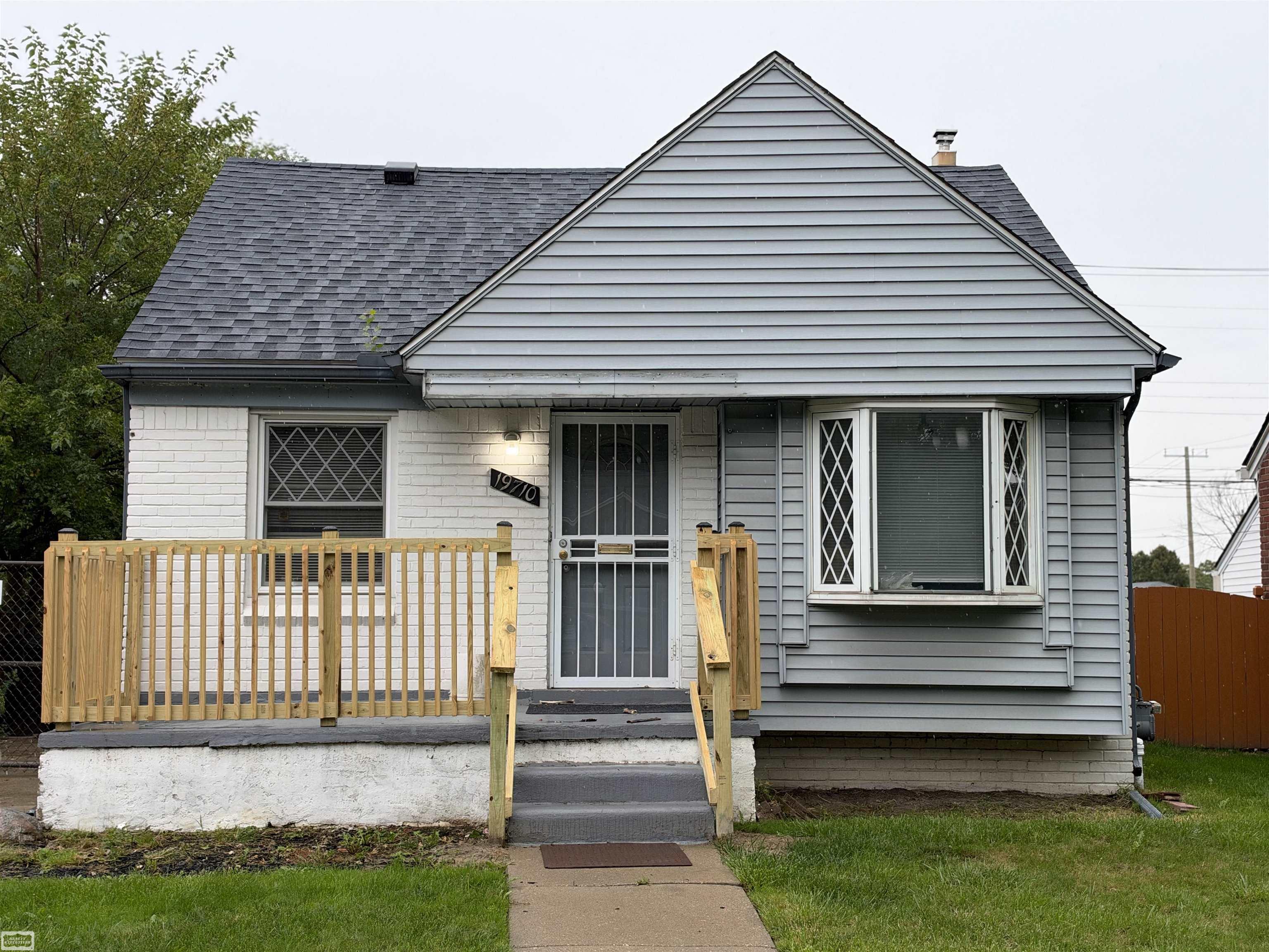 19710 Coyle St Street Property Photo 1