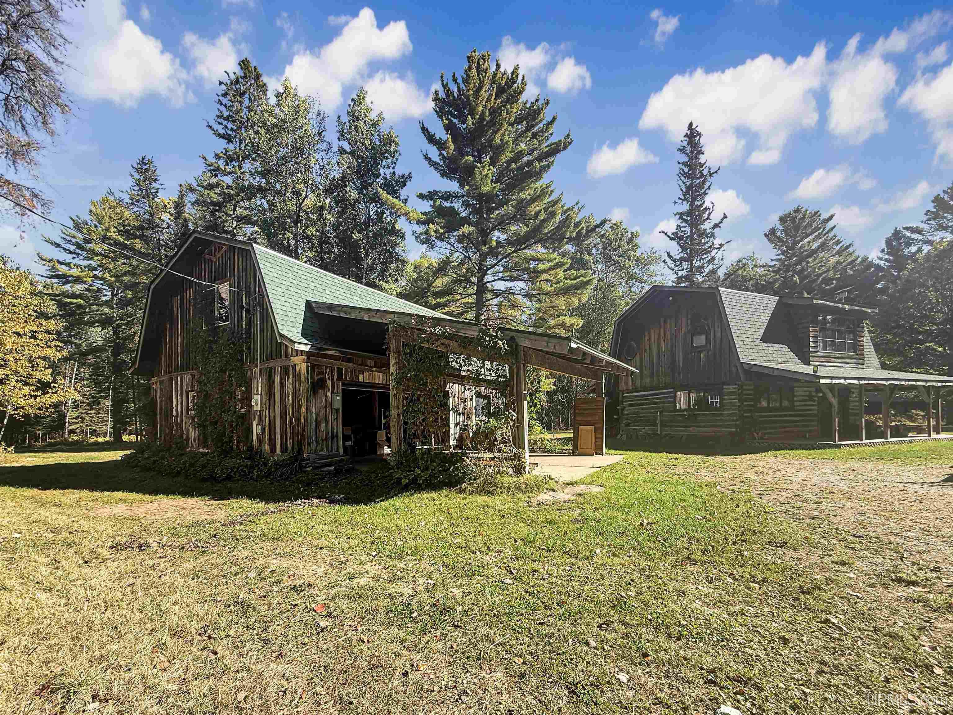 113 Armstrong Lake Road Property Photo 1