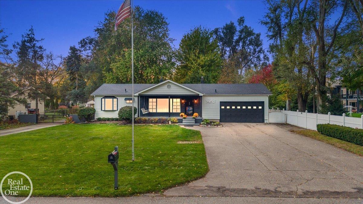 63133 Ivy Drive Property Photo 1
