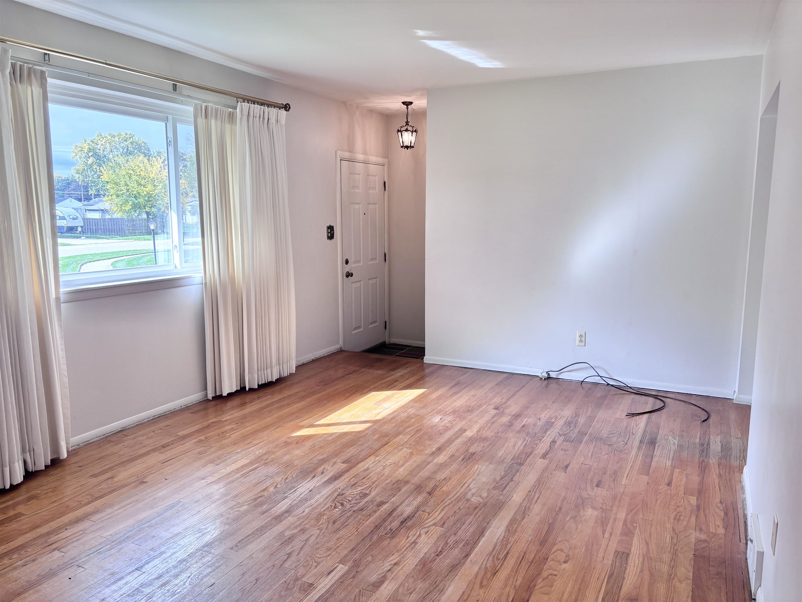 12173 Waiteley Drive Property Photo 6