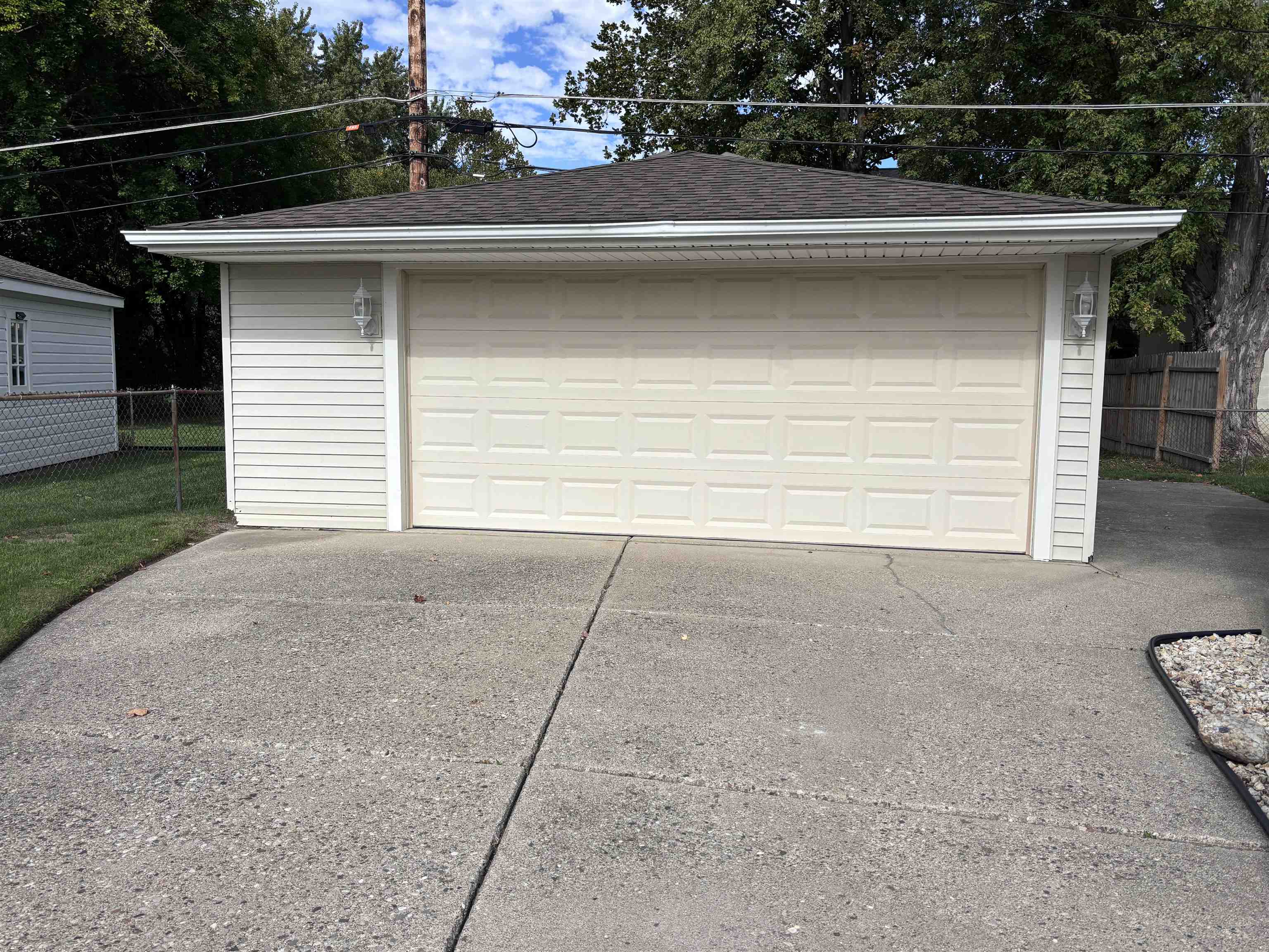 12173 Waiteley Drive Property Photo 24