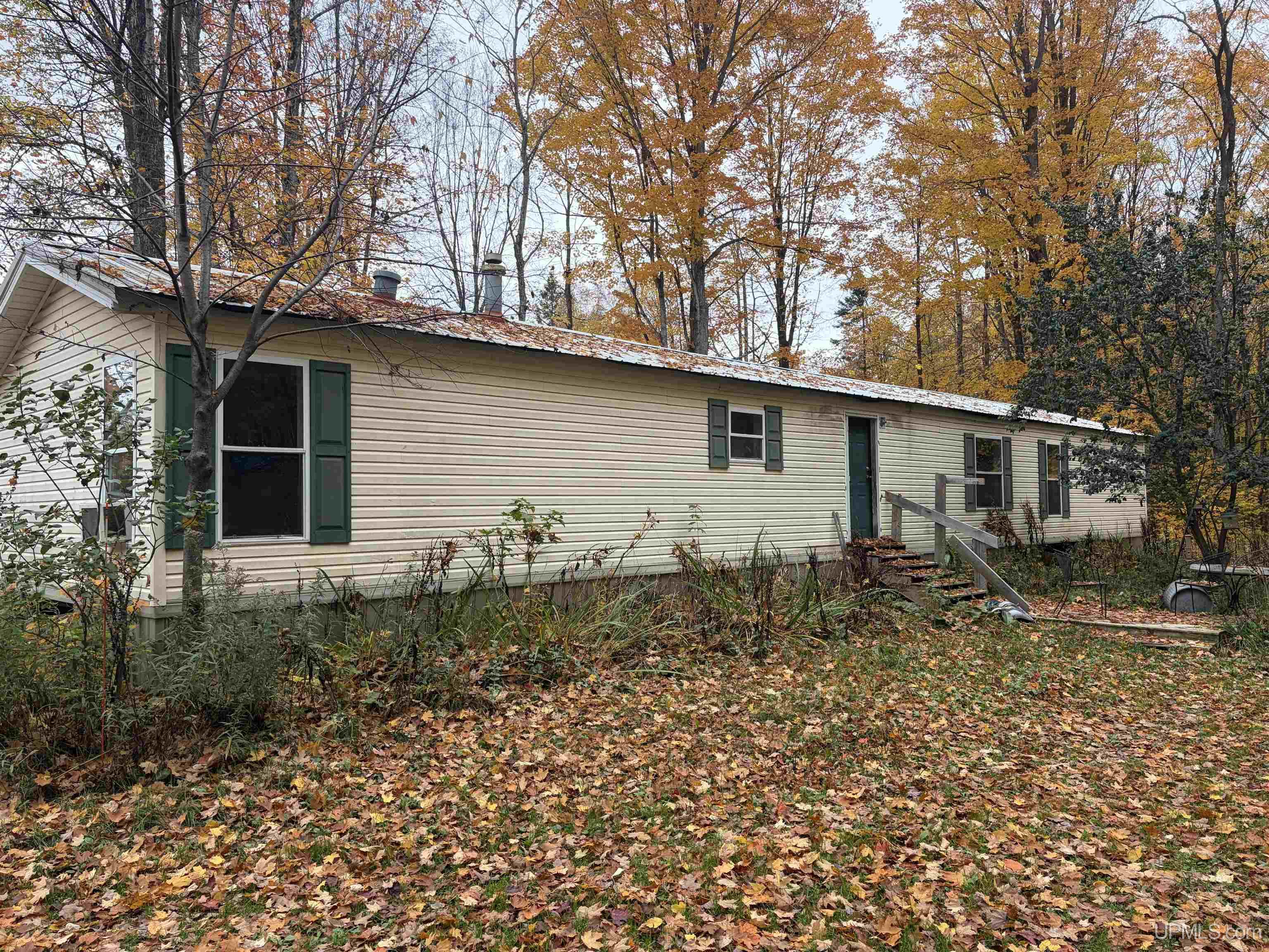N2958 M67 Highway Property Photo 1