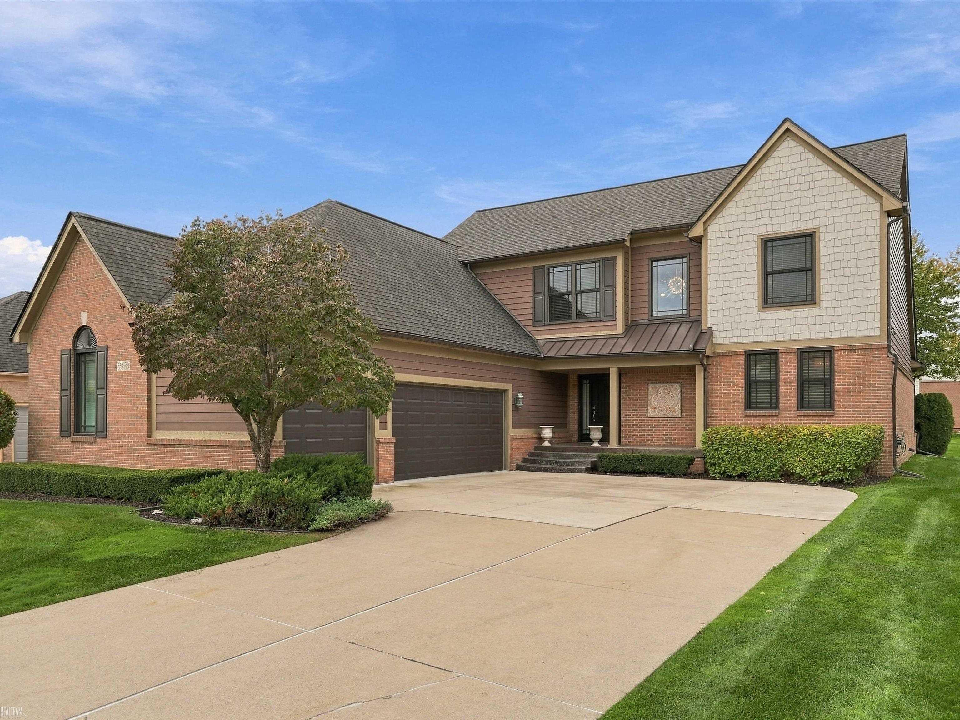 59639 S Glacier Ridge Property Photo 1