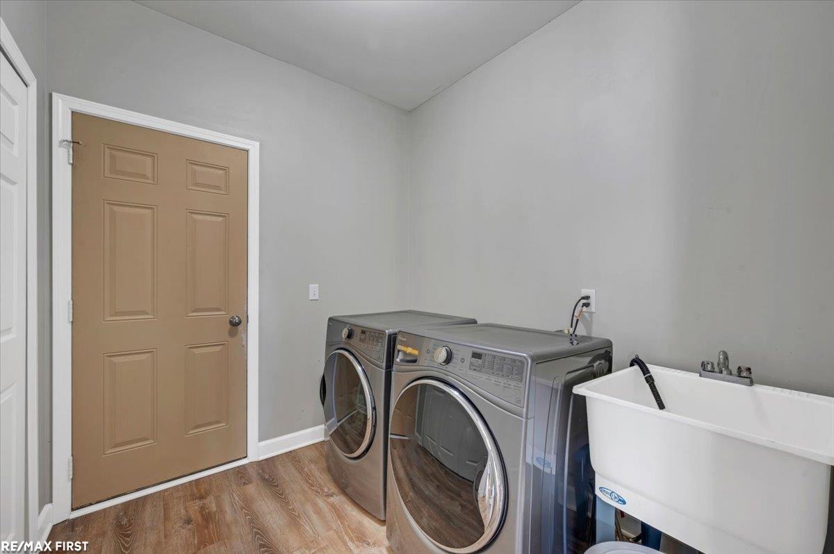 32542 Thatcher Street Property Photo 27