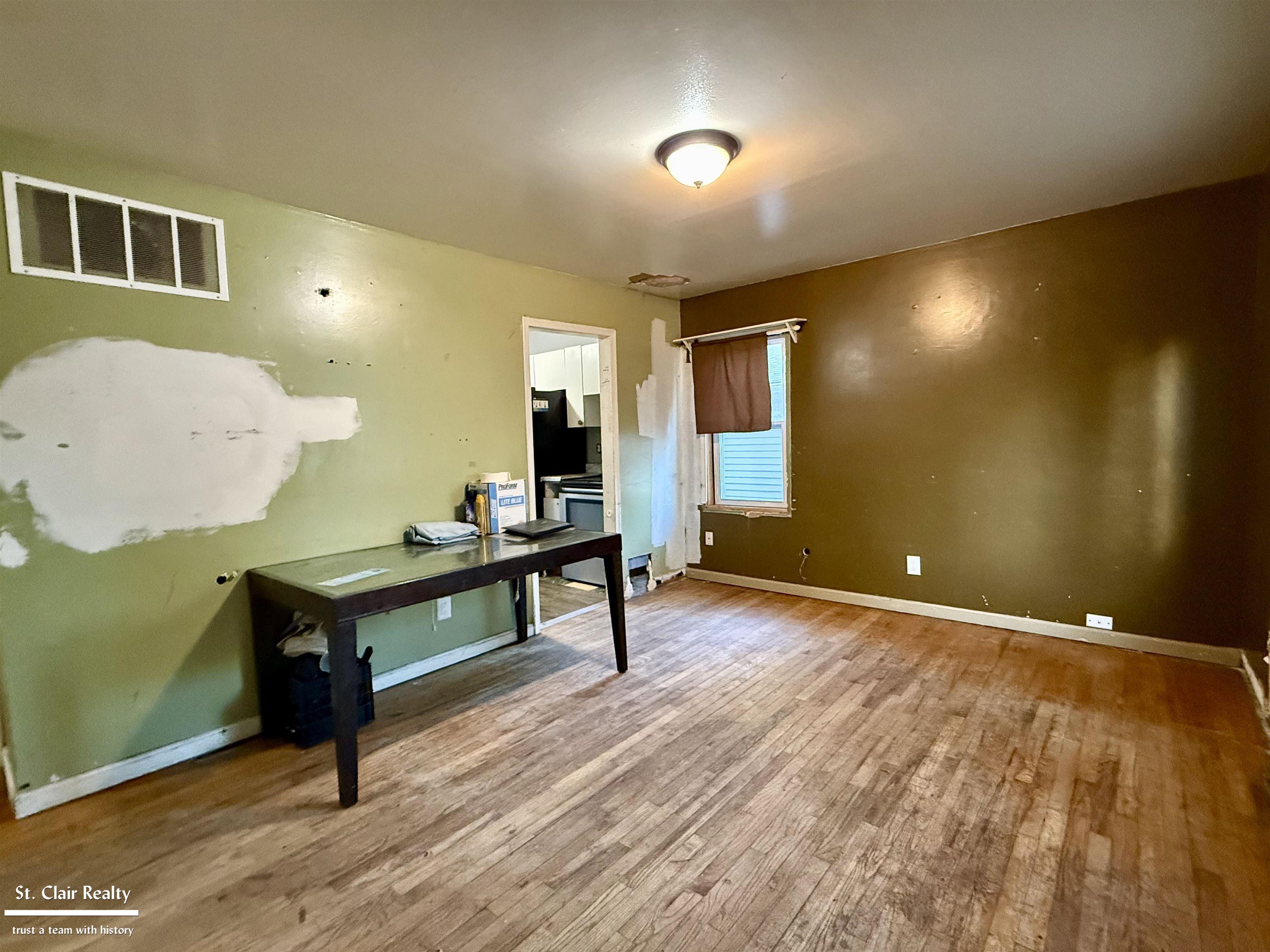 13075 Sidonie Avenue Property Photo 2