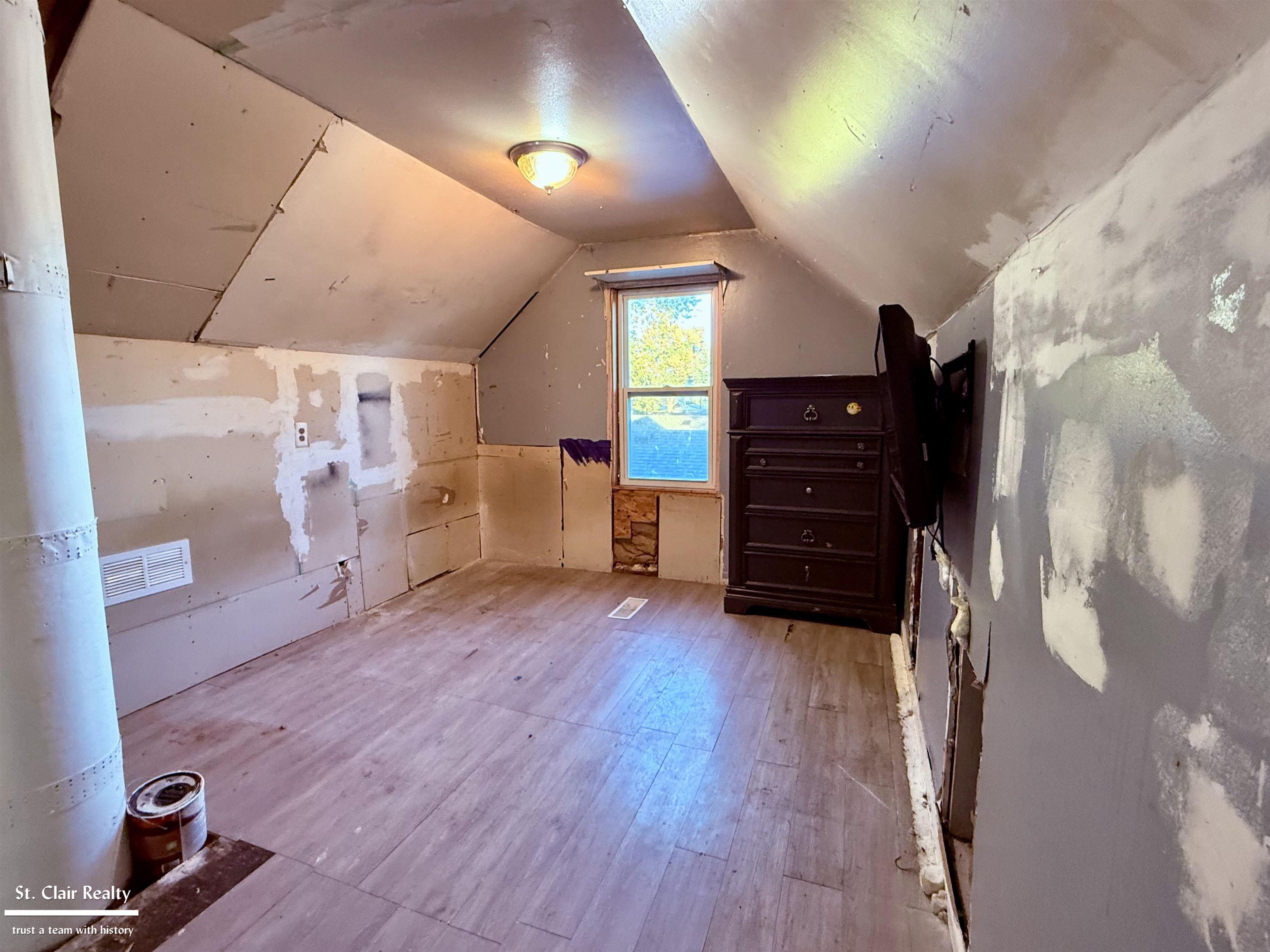 13075 Sidonie Avenue Property Photo 10