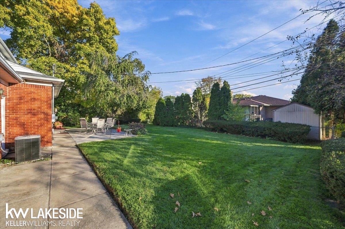 19016 Spindler Street Property Photo 6