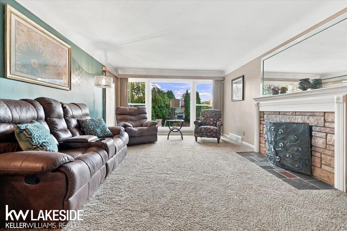 19016 Spindler Street Property Photo 15