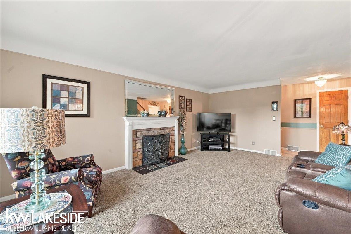 19016 Spindler Street Property Photo 17
