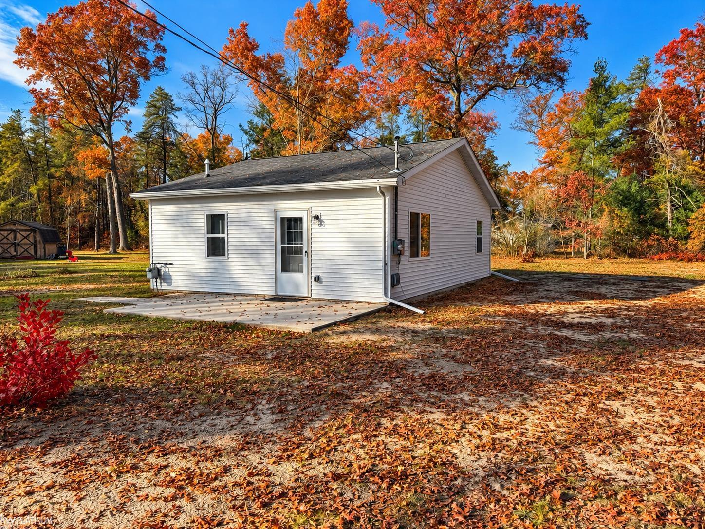 2305 Cecil Hedley Road Property Photo