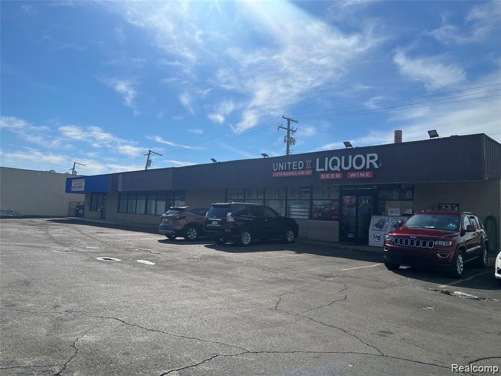 7531-51 Wyoming Street Property Photo 1
