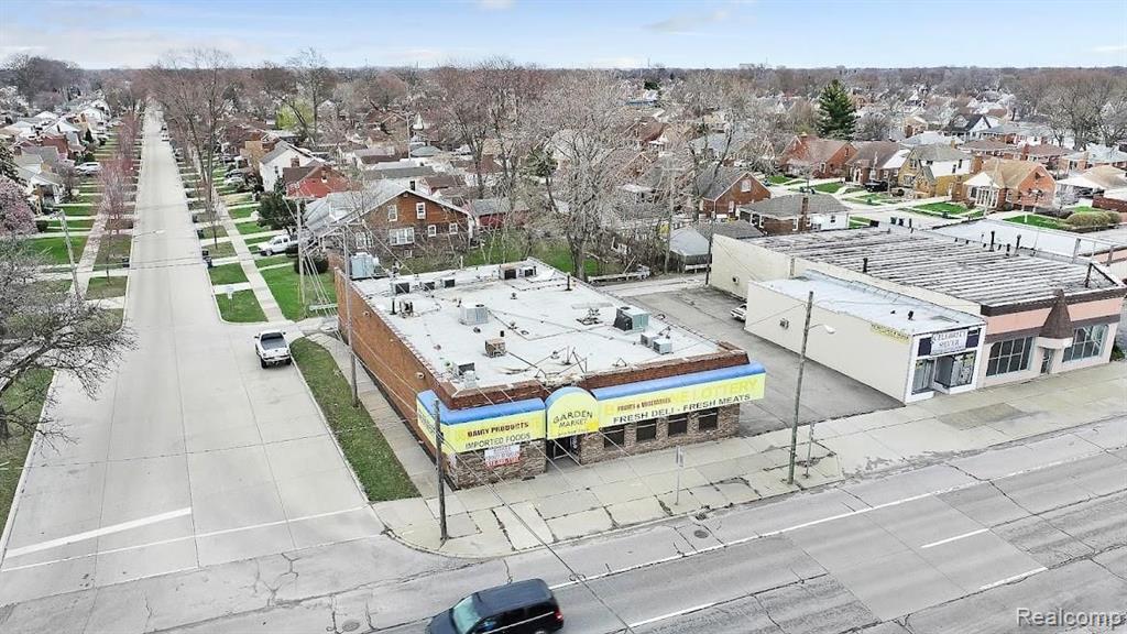 3807 Fort Street Property Photo 1