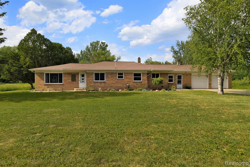 2145 E CODY ESTEY Road