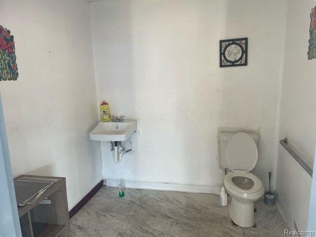 13000 Gratiot Avenue Property Photo 8