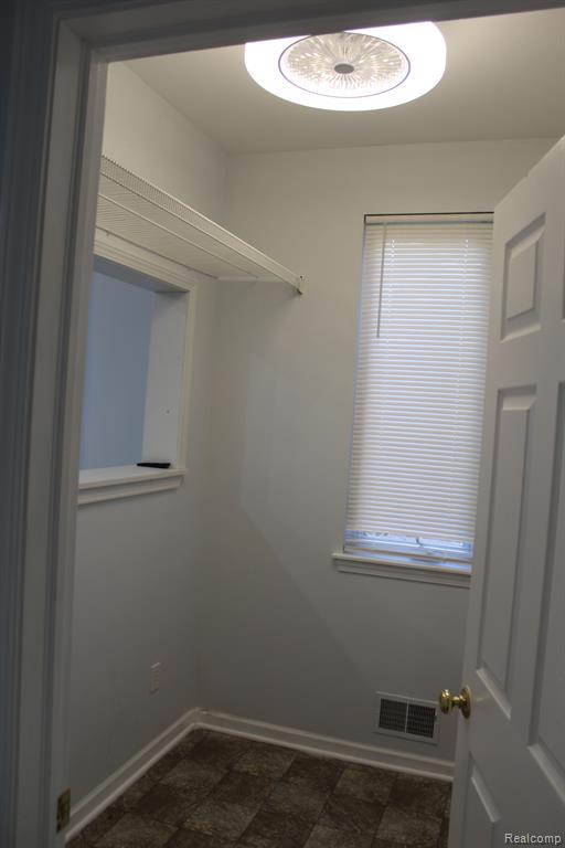235 Windward Property Photo 10