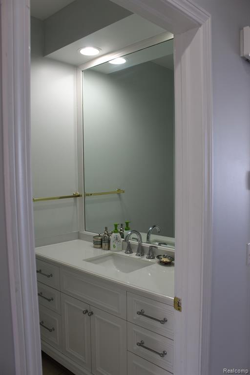 235 Windward Property Photo 15