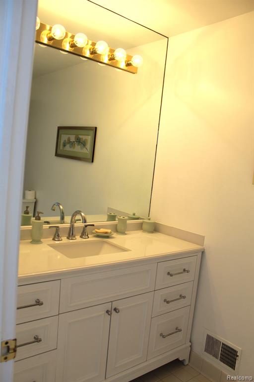 235 Windward Property Photo 18