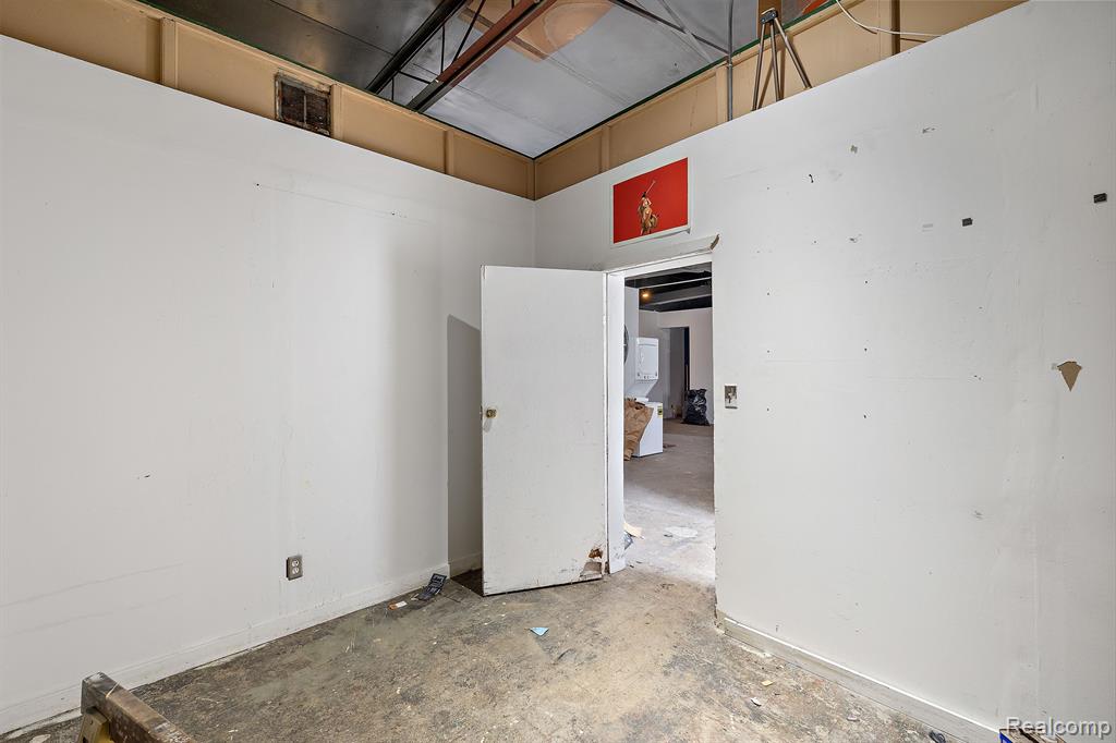 314 E Baltimore Street Property Photo 5
