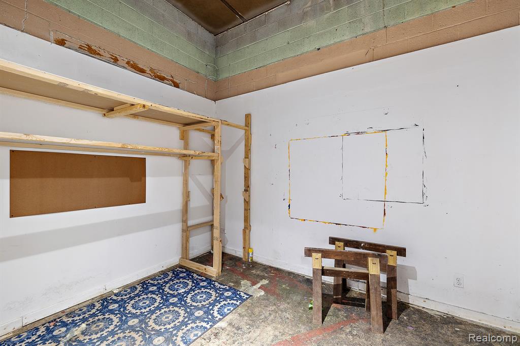 314 E Baltimore Street Property Photo 6