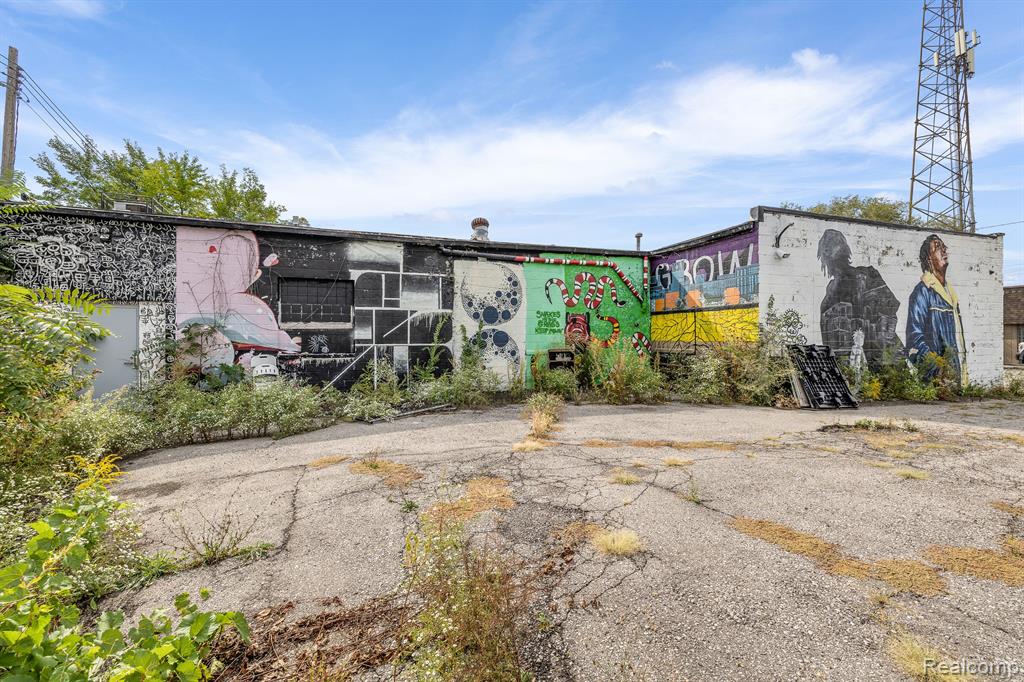 314 E Baltimore Street Property Photo 18