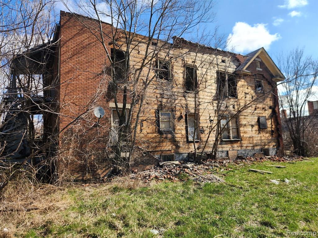 8773 Petoskey Avenue Property Photo 4
