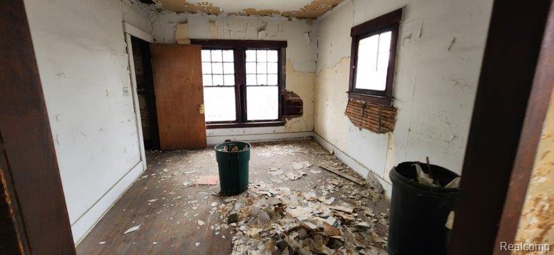 8773 Petoskey Avenue Property Photo 9