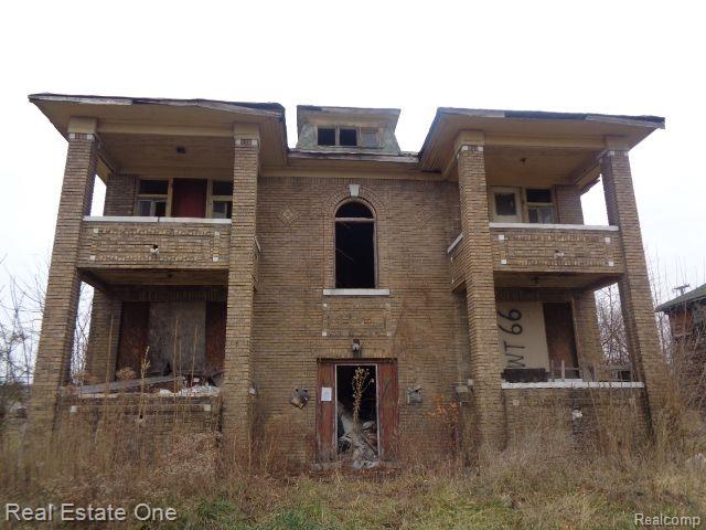 3758 ROCHESTER Street Property Photo 1
