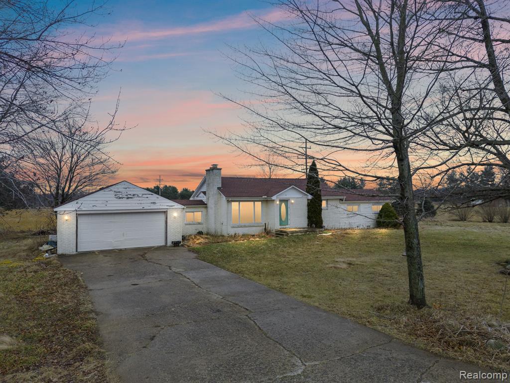 2801 Muma Road Property Photo 1