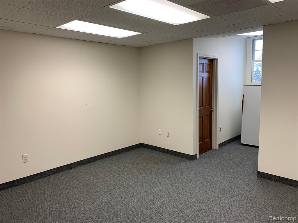 37899 W 12 Mile Road Property Photo 17