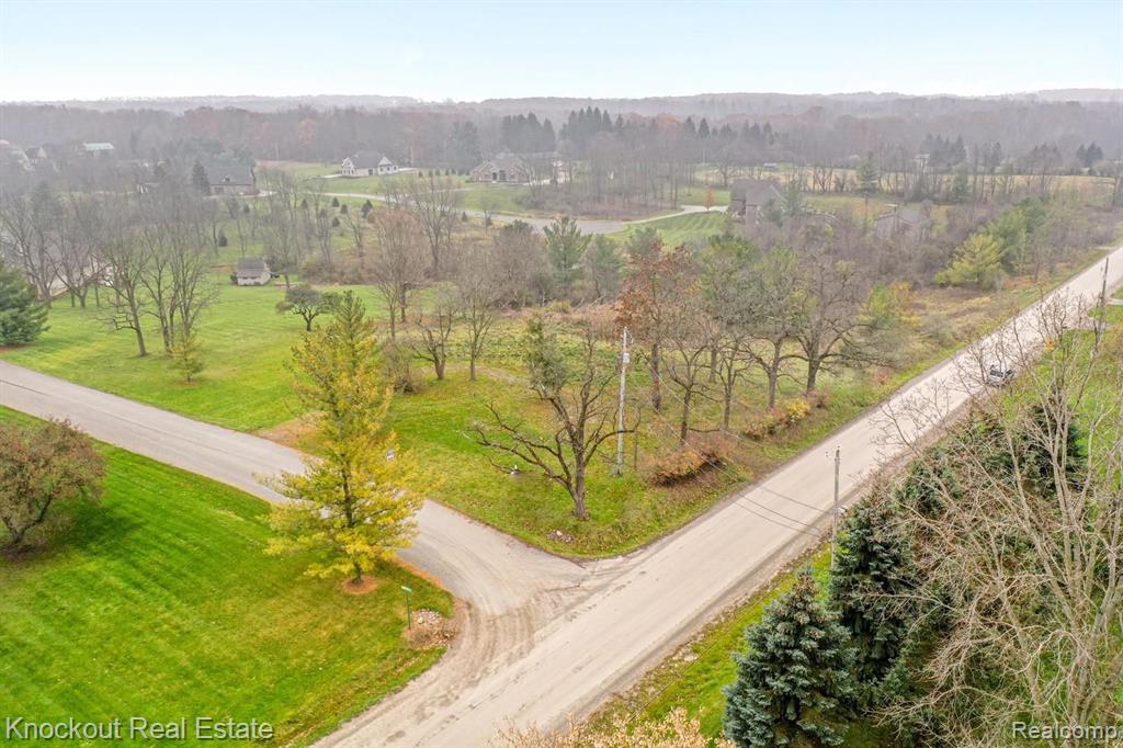 9338 Orchard Valley Lane Property Photo 12