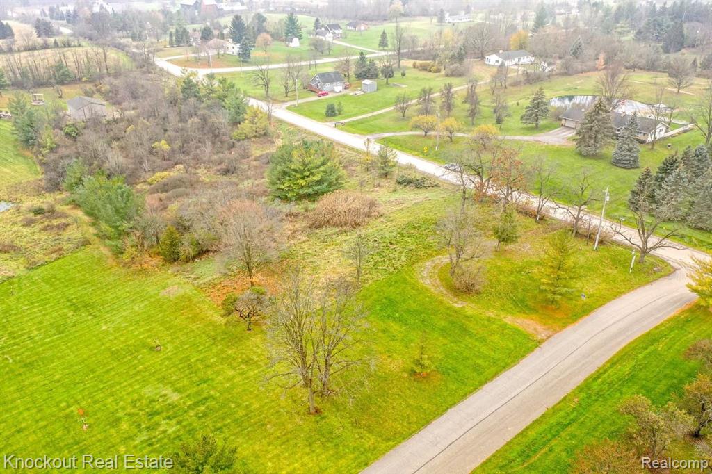 9338 Orchard Valley Lane Property Photo 15