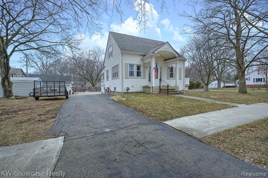 89 Clive Avenue Property Photo 1
