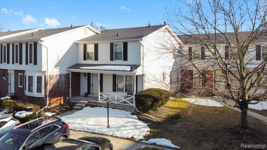 21807 Hidden Rivers Drive Property Photo 1