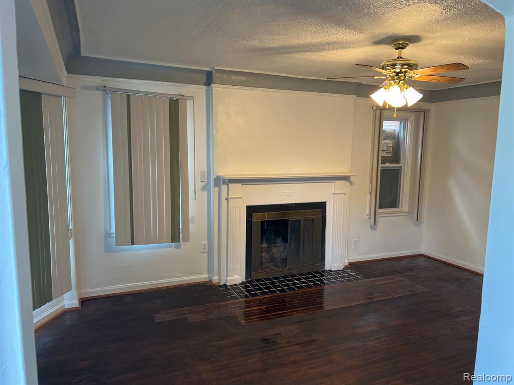 7627 Patton Street Property Photo 5