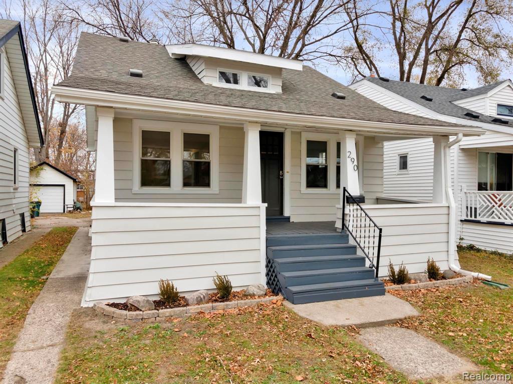 290 Pearson Street Property Photo 1