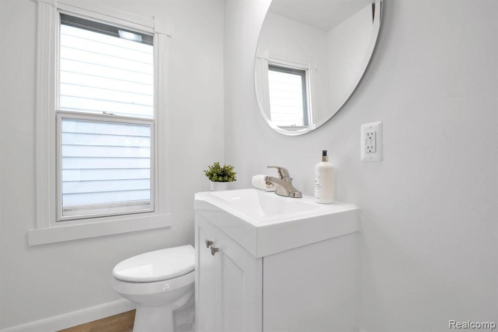 290 Pearson Street Property Photo 16